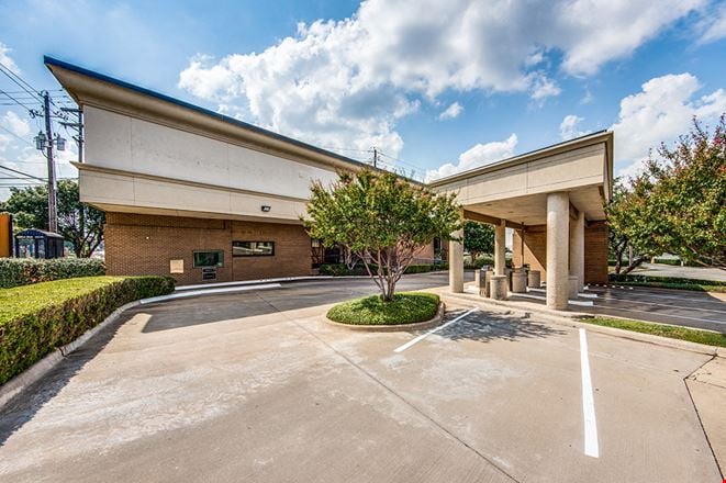 Preview of Office space for Rent at 13333 Midway