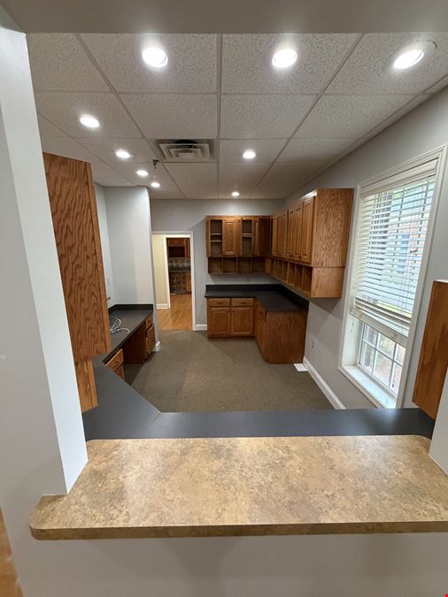 Office Suite For Lease