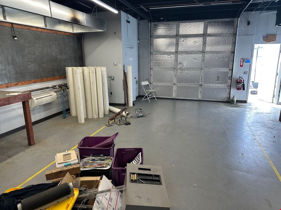 507 N Everett St Suite 130