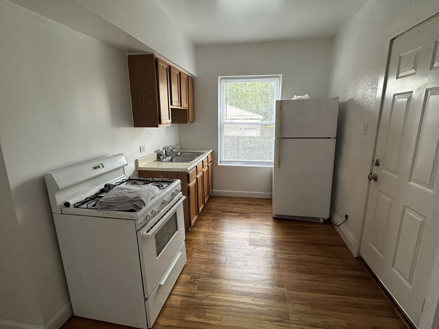 The Lamon Apartments