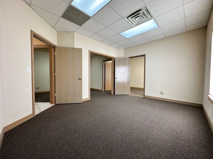 2609 Montega Dr