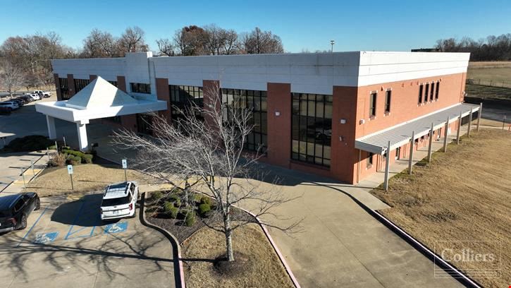 519 Latham Drive, Lowell, AR