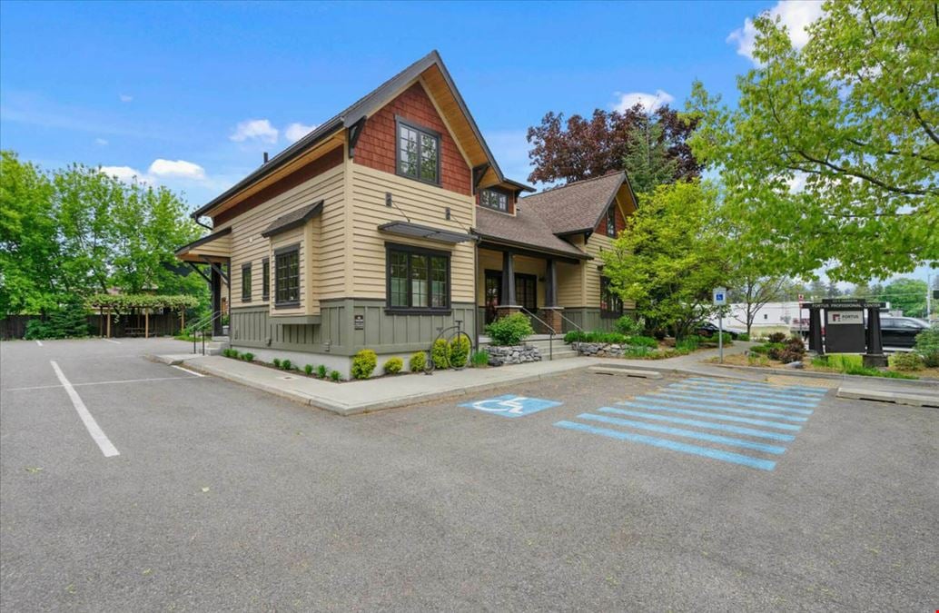 233 E Harrison
