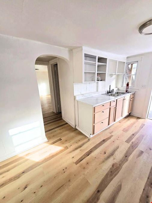 141 Front St