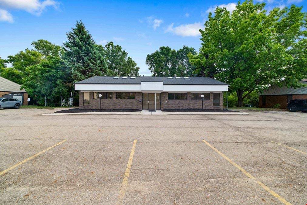1125 Trowbridge Rd