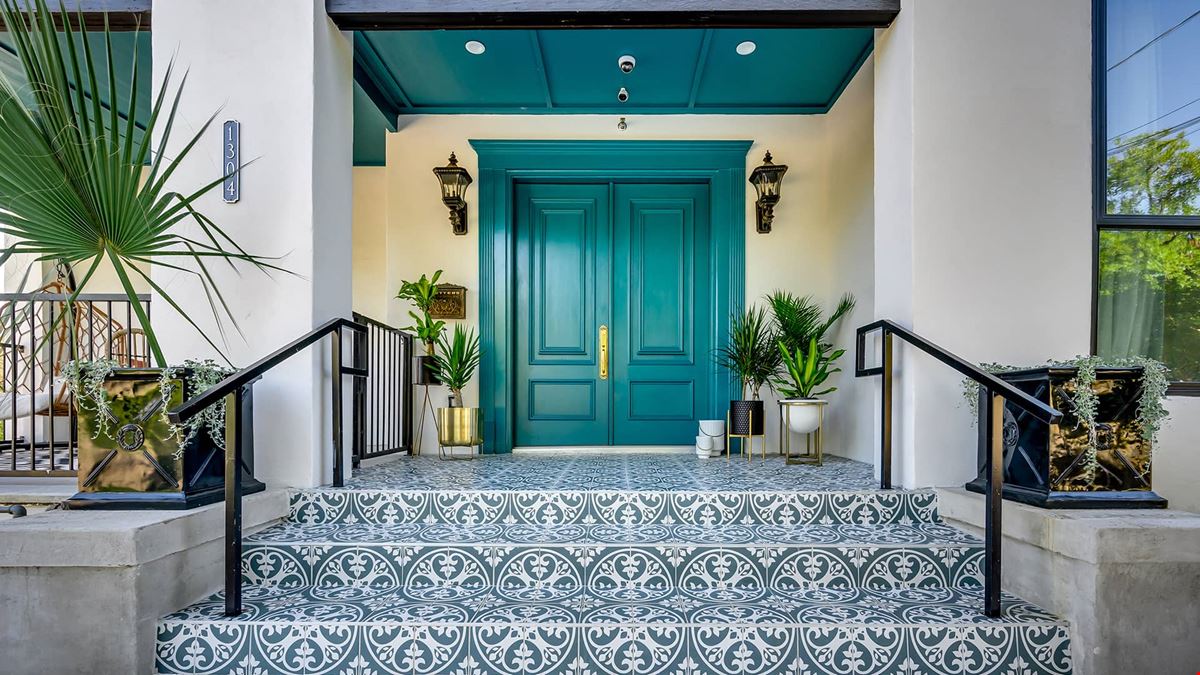 1304 Rio Grande Street