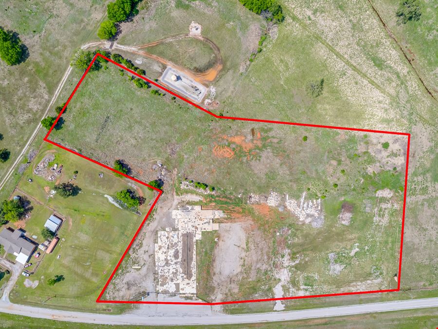 7.84 Acres - Highway 81 Frontage