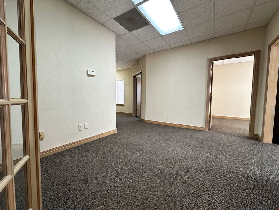 2609 Montega Dr