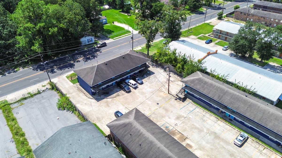 Signature One: Renovated 60-Unit Apartment Complex