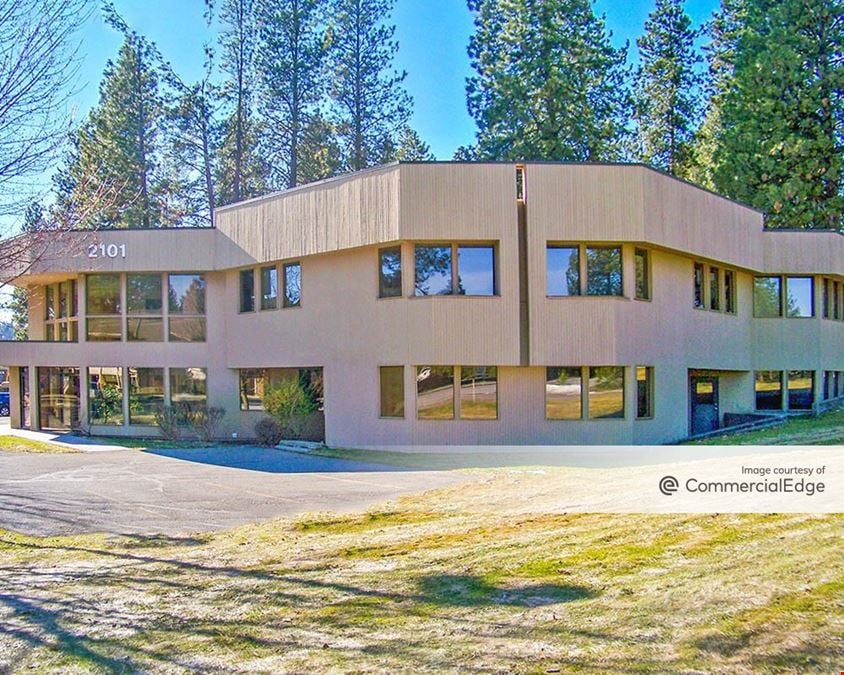 Ironwood Business Park - 1118, 2005 & 2110 West Ironwood Dr & 2101 North Lakewood Dr