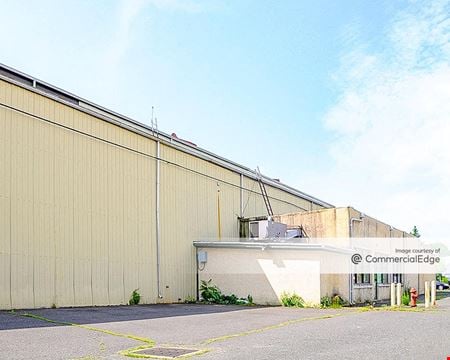 Preview of Industrial space for Rent at 3 Smalley Avenue