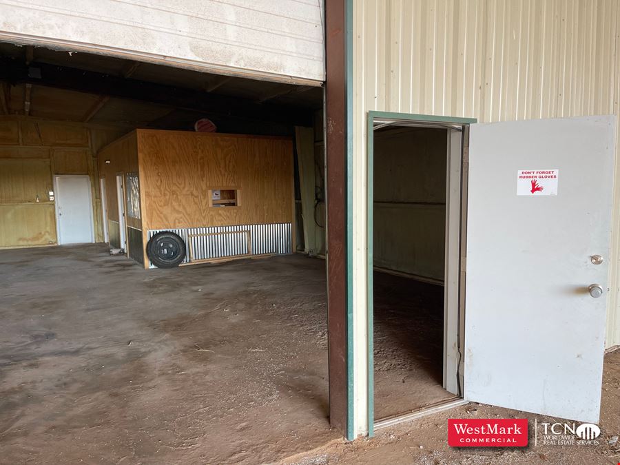 Agricultural, Distribution, Truck Terminal - Transet Warehouse with Implement Barn