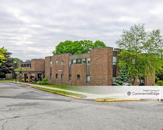 Preview of Office space for Rent at 140 Grandview Avenue