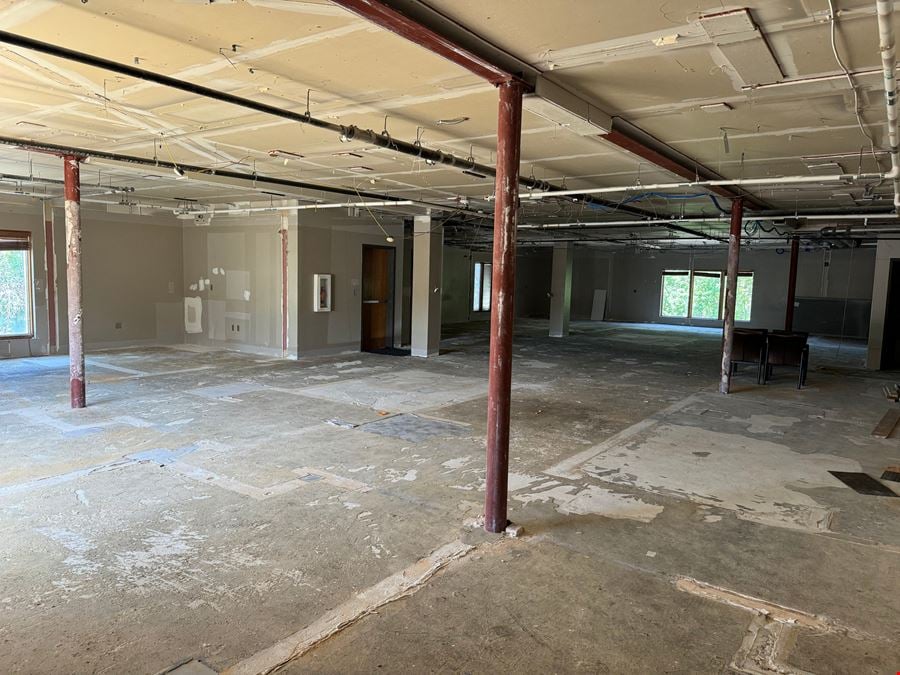 2908 E. 26th Street, Suite A1 & A2