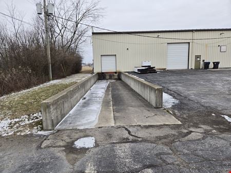 Preview of Industrial space for Rent at 6004 Highview Dr
