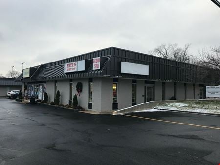 Preview of Retail space for Rent at 2524 W Farrelly Rd