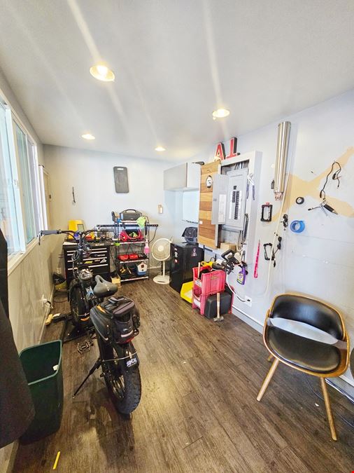 3331 N Verdugo Rd