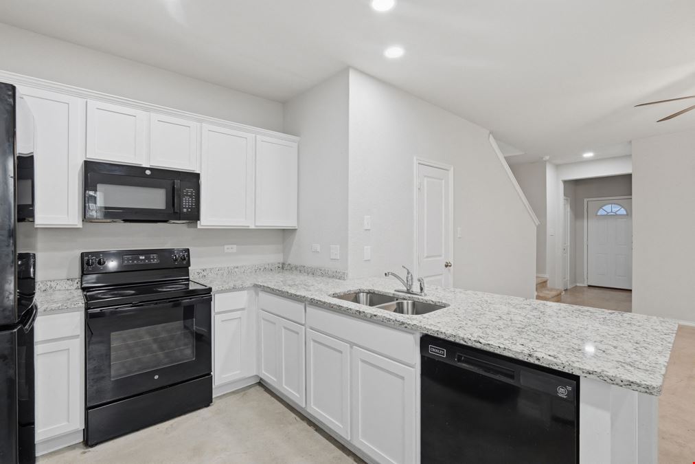 7239 Converse Ridge Quadplex