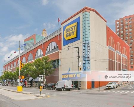 Preview of Retail space for Rent at 625 South Portland Avenue