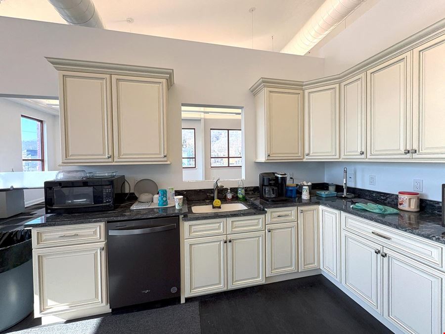 Flex Building Sublease