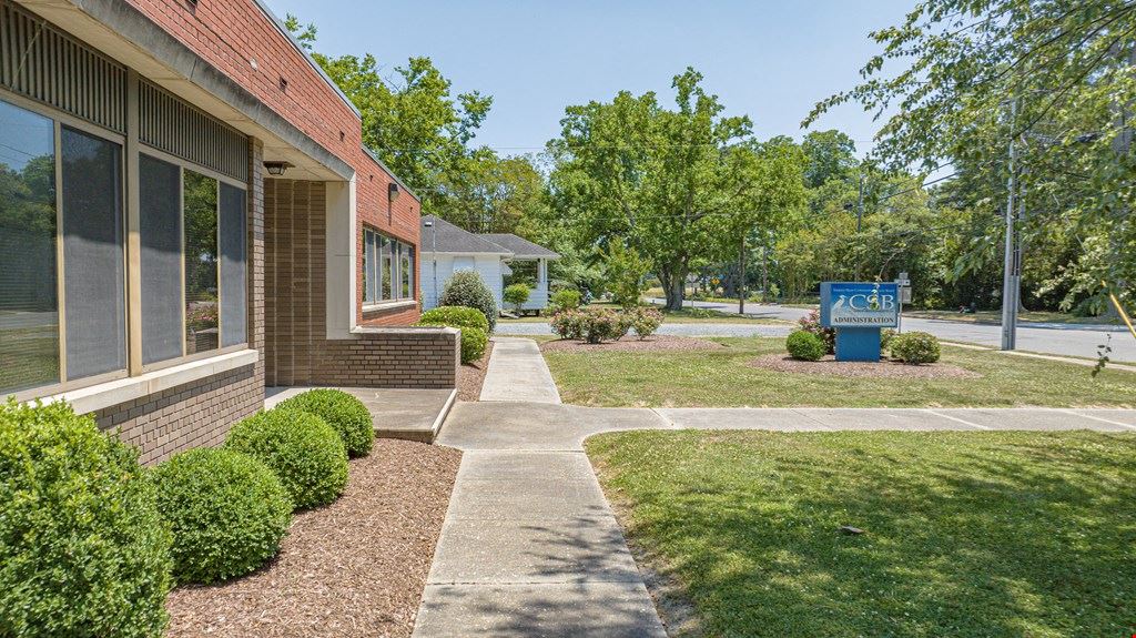 10129 Rogers Dr