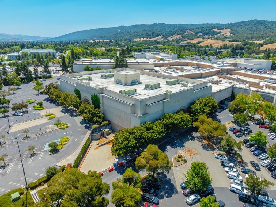 Former Nordstrom at Stoneridge Shopping Center