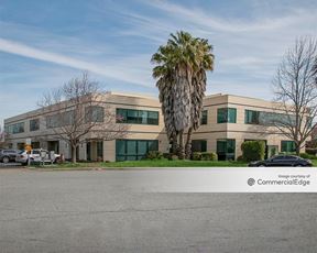 Lakepoint Business Park