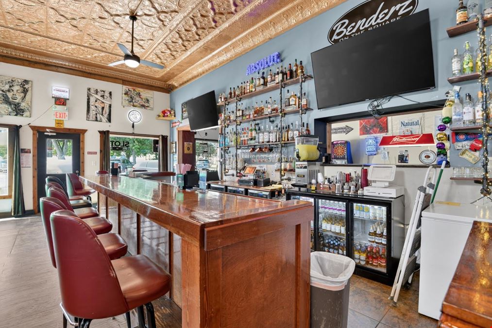 Benderz - 400 Washington St, Auburn IL  62615