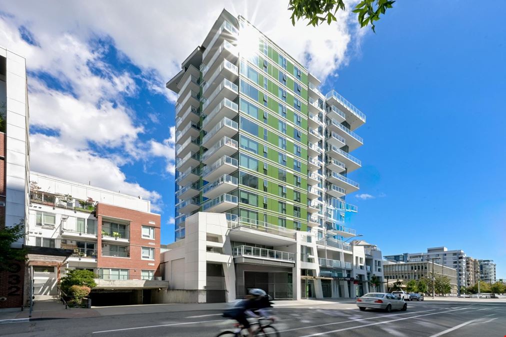 946 Johnson Street - The Wedge 