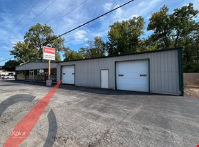 Warehouse with Showroom
