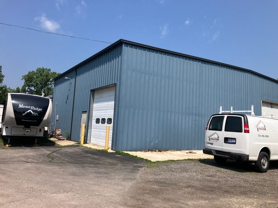 Shop Suite with Overhead Door for Lease in Ann Arbor