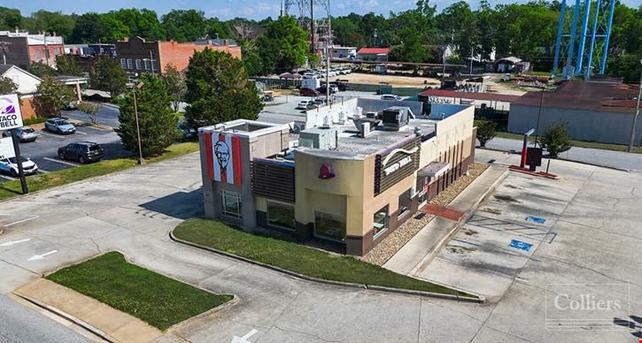 ±3,368-SF Freestanding Restaurant in the Heart of Downtown Clinton