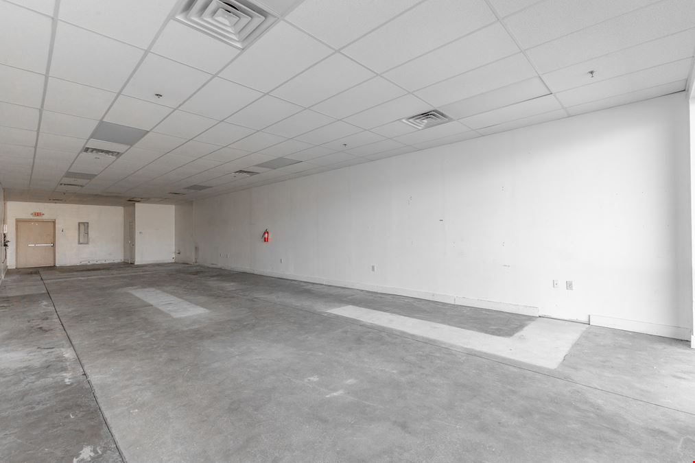 1400 SF Retail / Office for Lease on Ringgold Rd