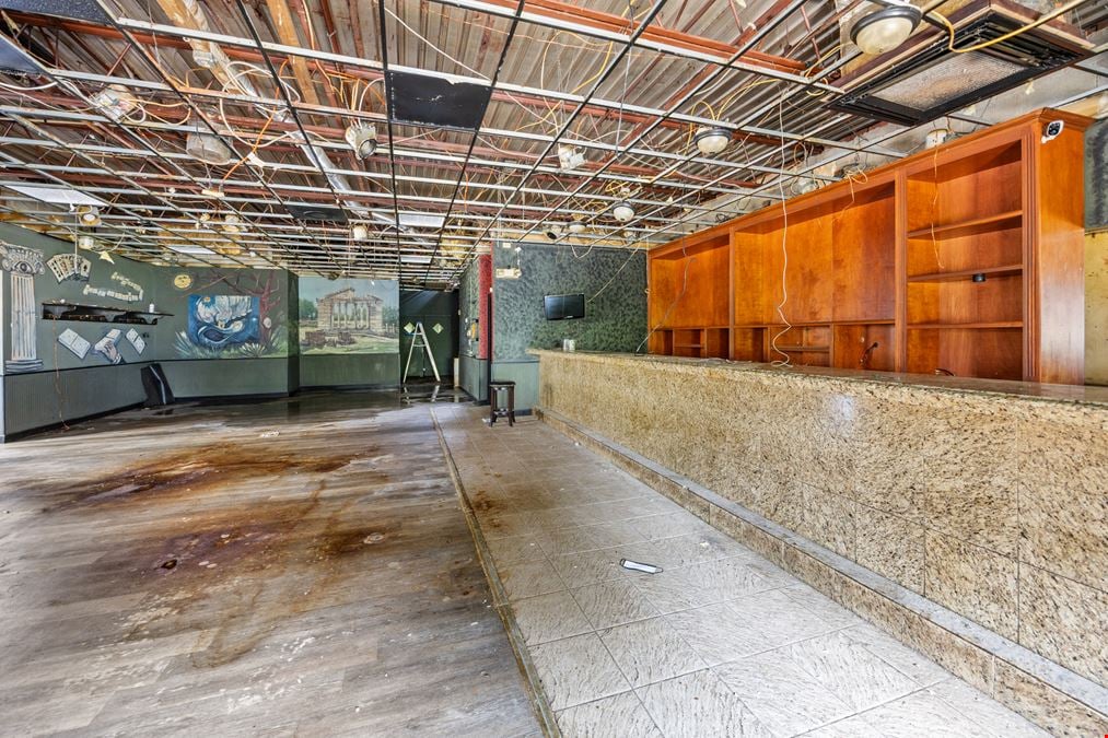 Stillson Road Stand-Alone Commercial/Retail Space.