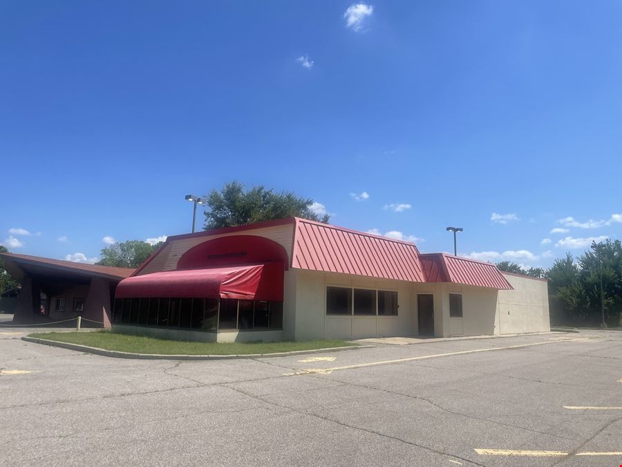 Former Arby's Building
