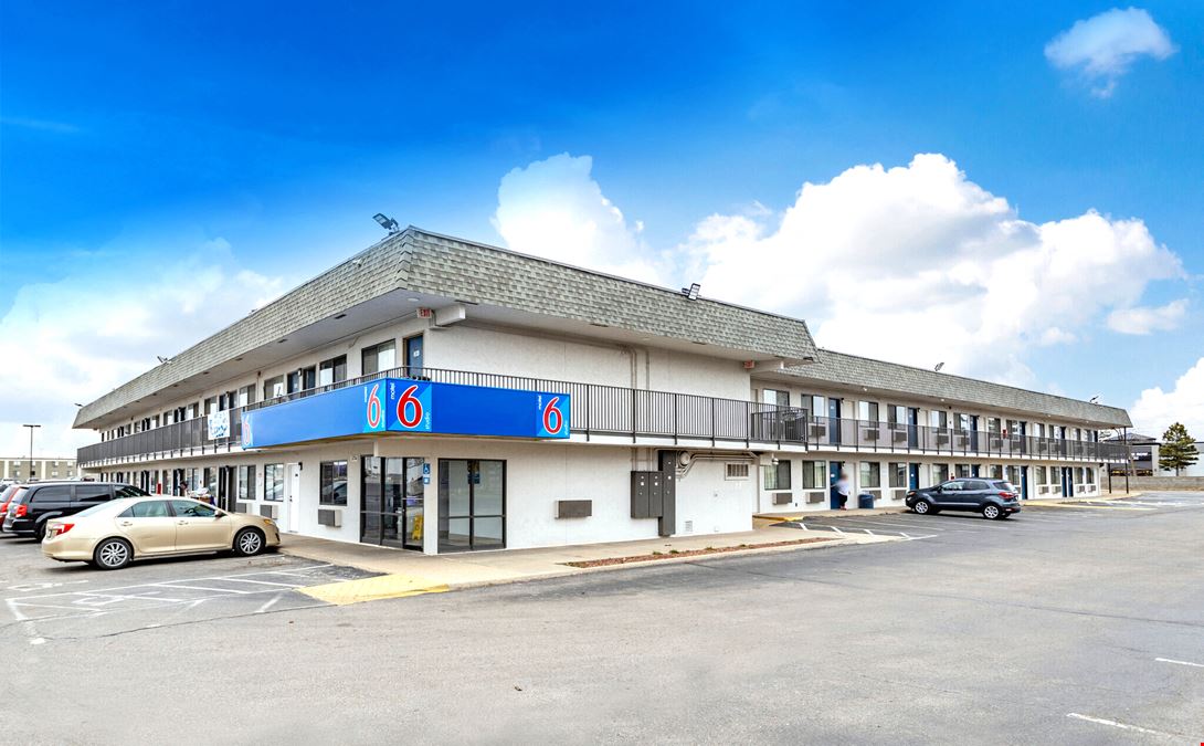 Motel 6 & Studio 6 Wichita KS