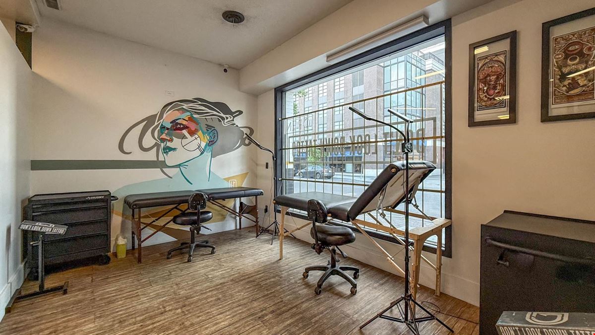 Well Positioned Commercial Unit
