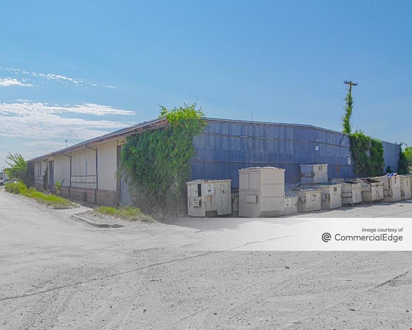 2300 S Main St