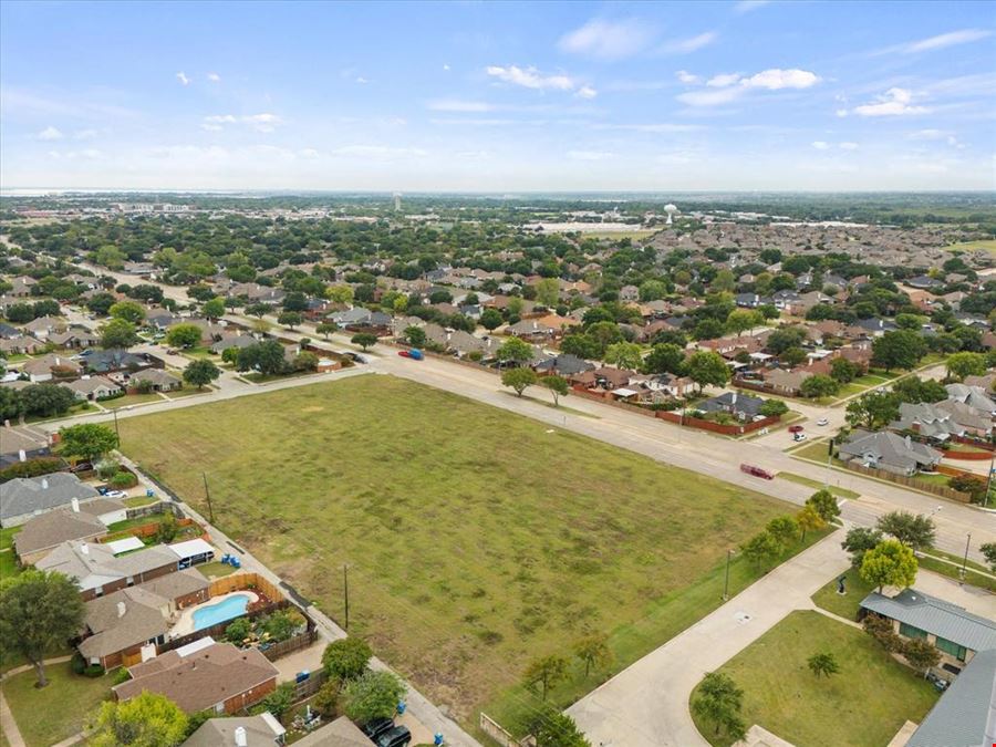 6700 Rowlett Rd