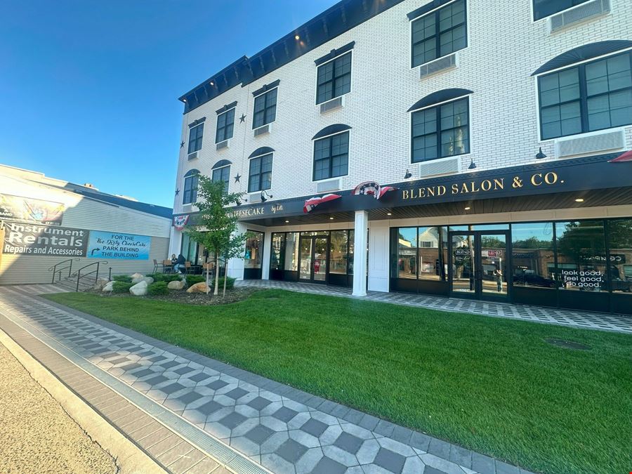 The Lofts at Maple & Main Retail