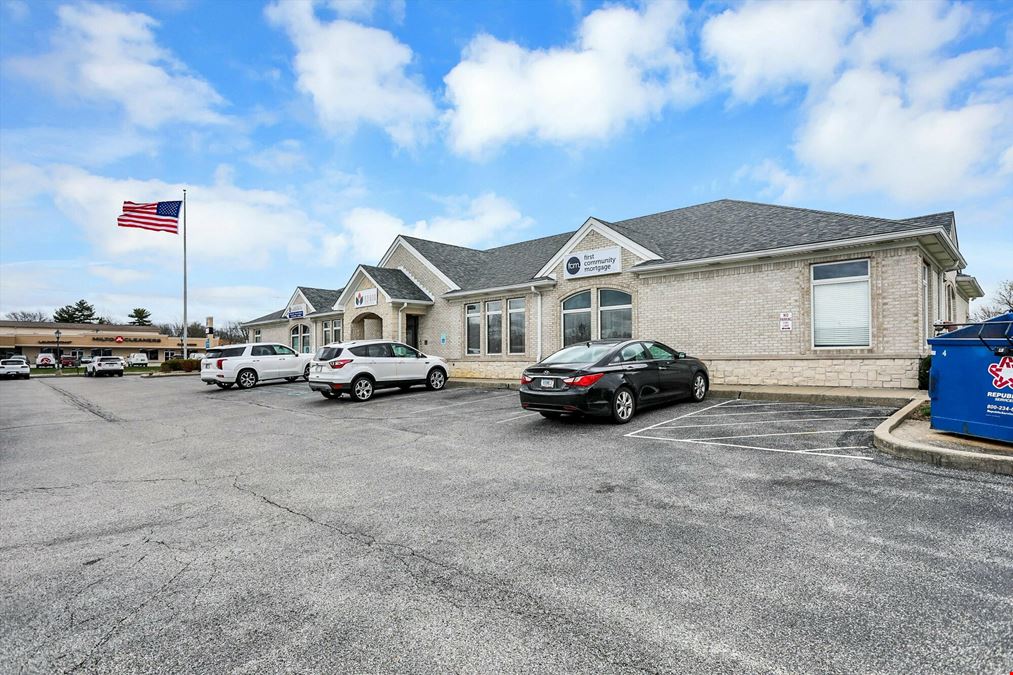 450 S State Rd 135 -Center Grove Office Suites