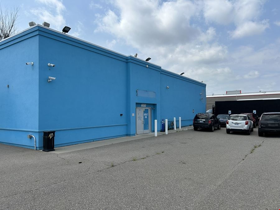 Detroit - Freestanding Retail/Industrial Building