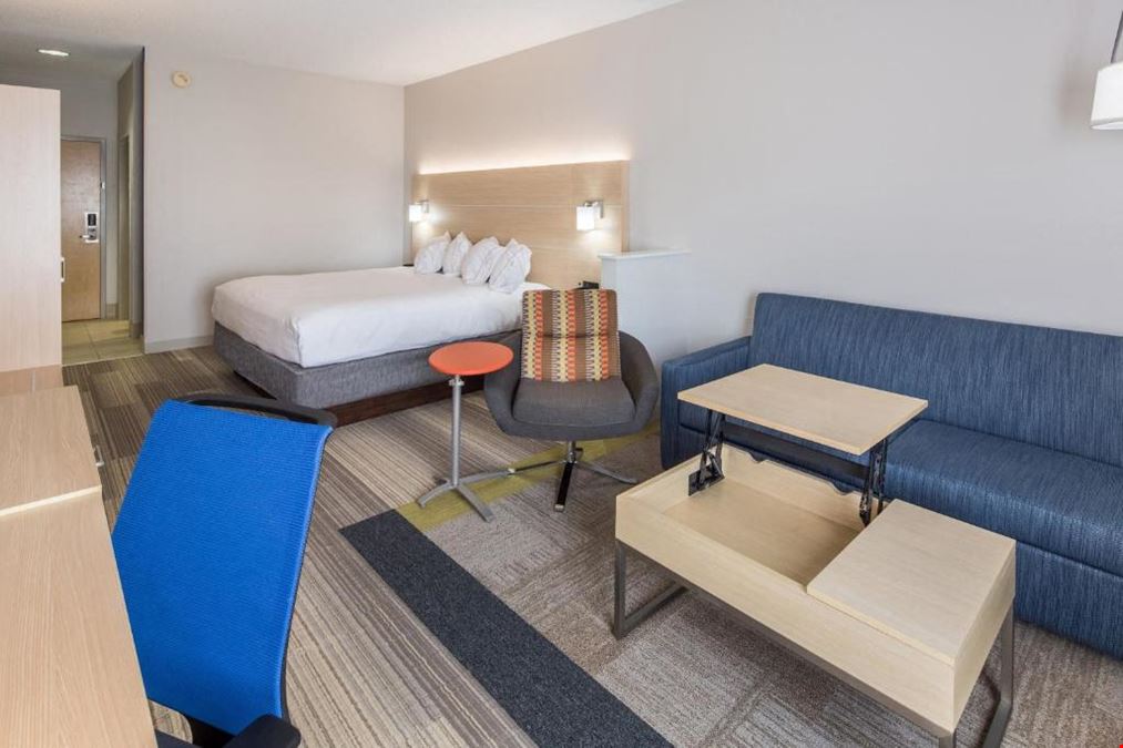 Holiday Inn Express Cedar Rapids