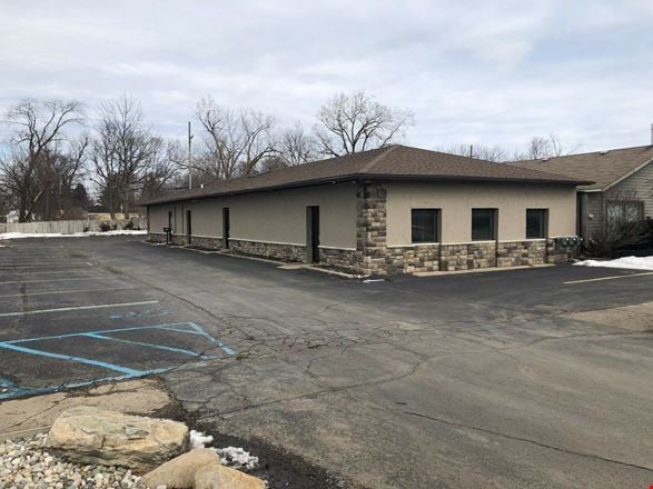Preview of Office space for Rent at 5770 Highland