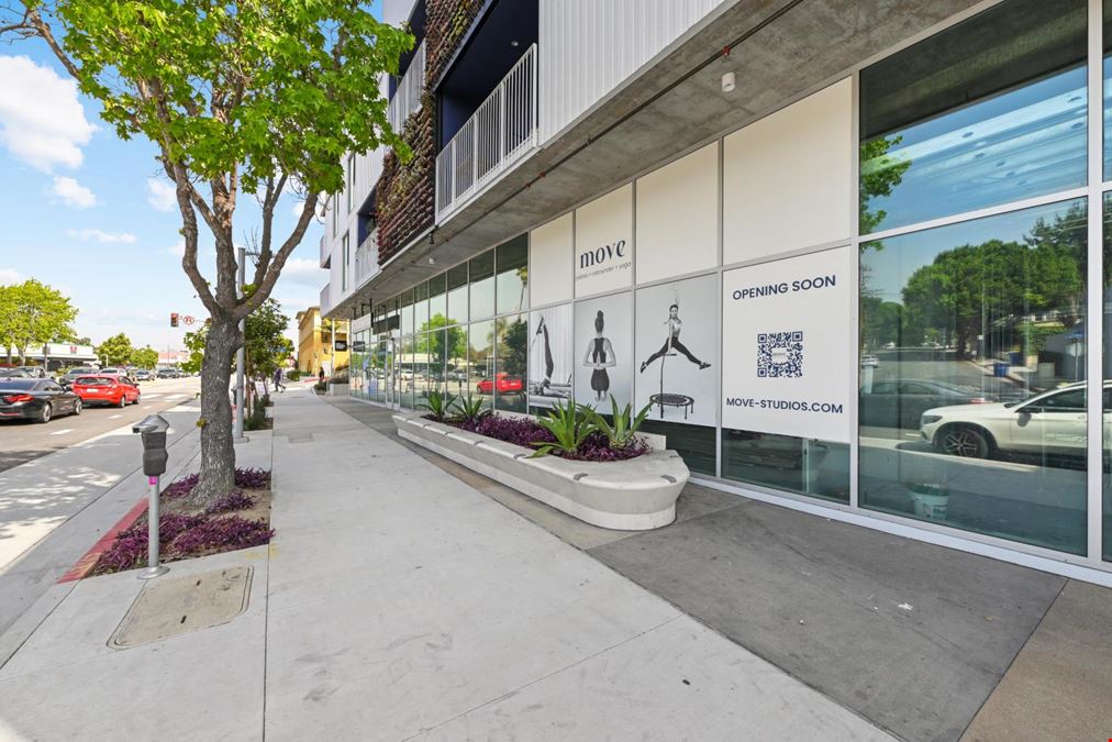 2903 Lincoln Blvd - The Wilson
