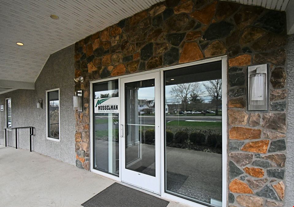 173 Main St Suite B