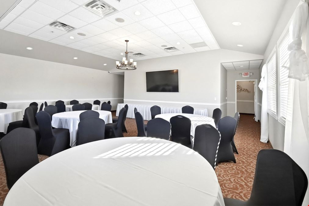 Second floor Retail / Office space on PRIME corner of White Bear Lake shopping & entertainment district!