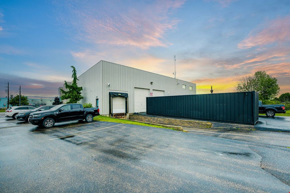 200 Bathurst Drive