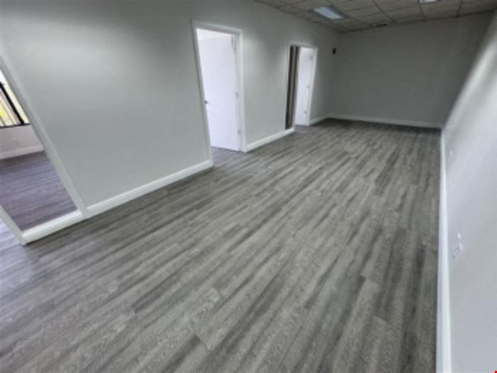 2356 SF Suite 402 Professional and Medical Office Space