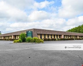 Crossroads South Corporate Park - 1787 & 1797 Veterans Memorial Hwy